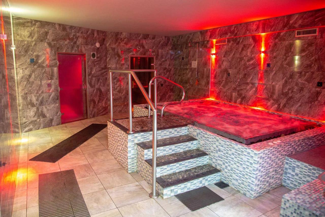 Glenville House - Adults Only - Incl Free Off-Site Health Club With Swimming Pool, Hot Tub, Sauna & Steam Room Боунесс-он-Віндермір Екстер'єр фото